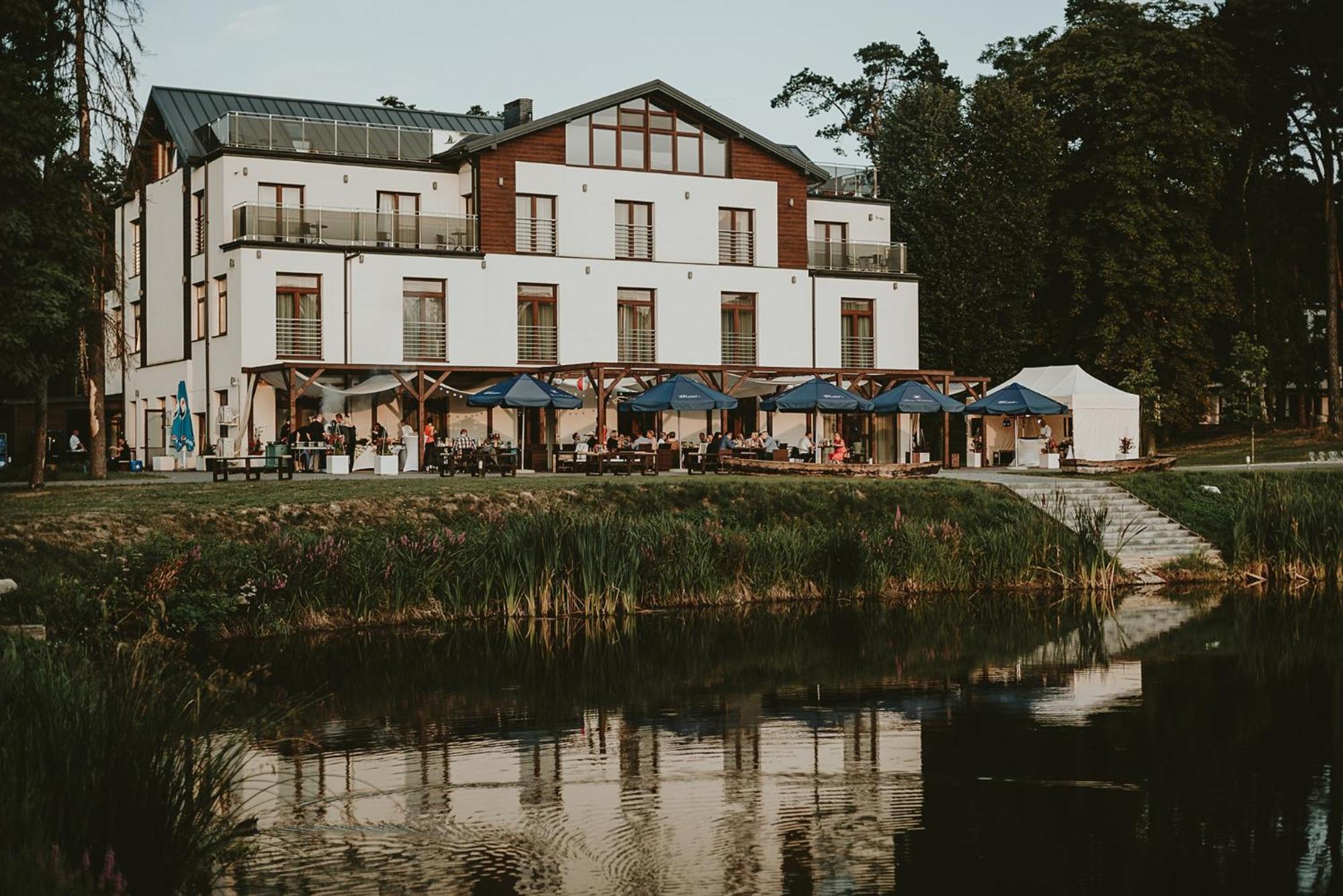 Kasor Resort & Spa Strykow Luaran gambar