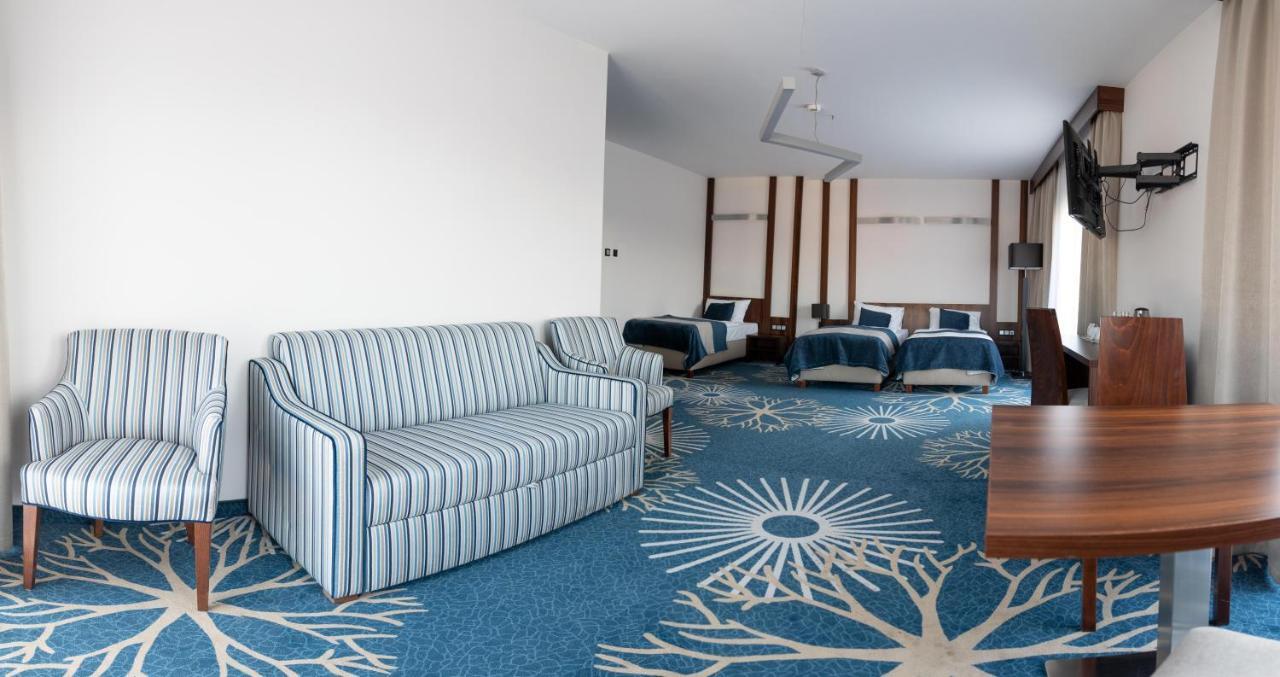 Kasor Resort & Spa Strykow Luaran gambar