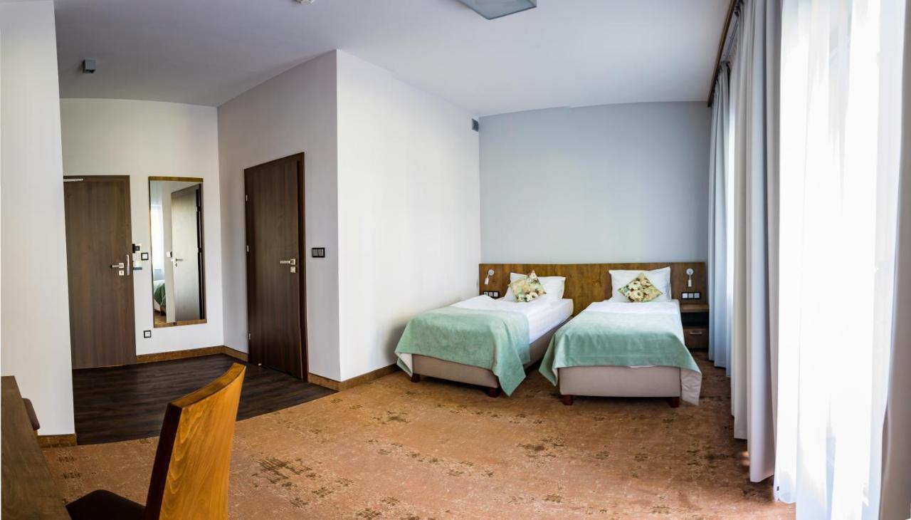 Kasor Resort & Spa Strykow Luaran gambar